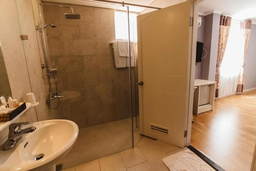 Kaka Hotel Da Nang