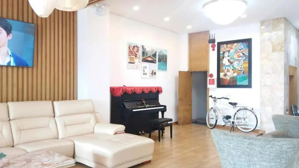 Kaka Hotel Da Nang 3*,